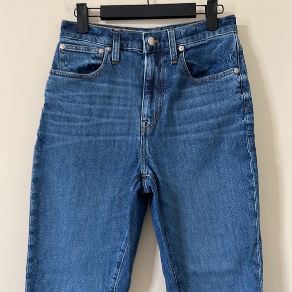 Madewell The High-Rise Slim Boyjean Medium Wash Distressed Hem Size 27 - Picture 3 of 12